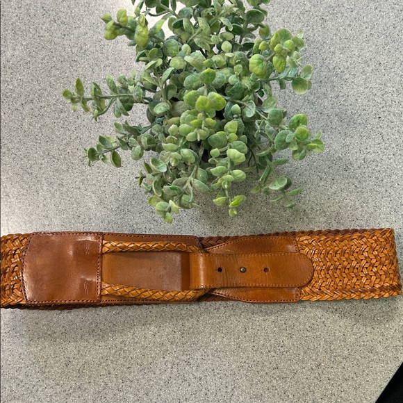 RARE LINEA PELLE 1990s Woven Brown LEATHER Belt
